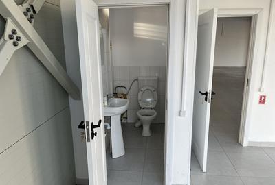 Spațiu comercial, de 50 mp, în Central - 6