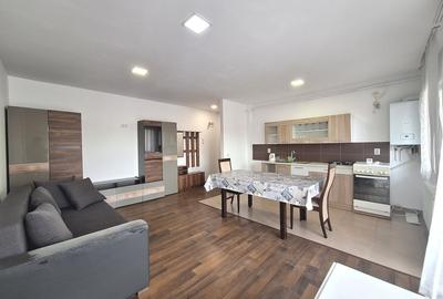 Apartament cu 3 camere semidecomandat, mobilat în Florești