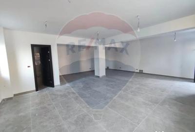 Spațiu comercial, de 65 mp, în Burdujeni