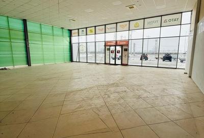 Spațiu comercial, de 300 mp, în Central - 11