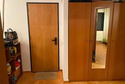 Apartament cu 2 camere decomandat în Platoul Izvor - 1