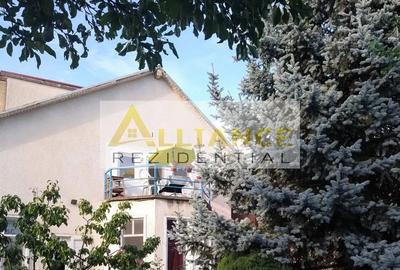 Casă cu 6 camere cu Teren 1500 Mp în Central