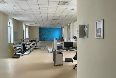 Casă cu 7 camere cu Canalizare în Ultracentral - 9