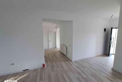 Casă cu 4 camere cu Teren 300 Mp în Crevedia - 5