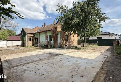 Casă cu 4 camere în Central