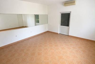 Spațiu comercial, de 32 mp, în Ultracentral - 2