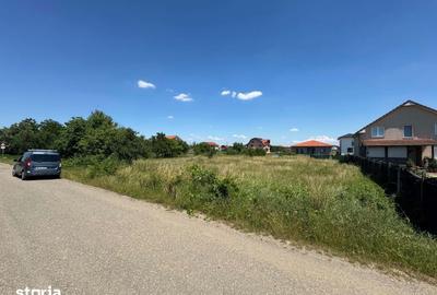 Teren de 700 mp, în Păulești