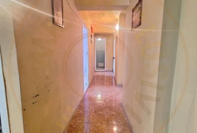 Apartament cu 3 camere decomandat în Costești - 9