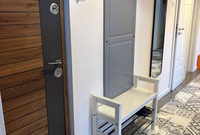 Apartament cu 3 camere decomandat în Timpuri Noi