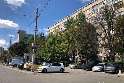 Apartament cu 3 camere semidecomandat în Gorjului - 5