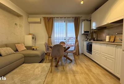 Apartament cu 3 camere, mobilat în Central