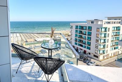 Apartament cu 3 camere decomandat în Mamaia-Sat