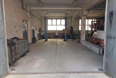 Spațiu industrial, de 200 mp, în Est - 2