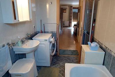 Apartament cu 2 camere decomandat în Carpați 2 - 4