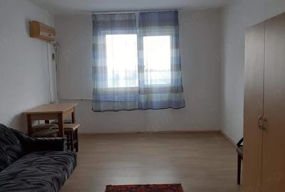 Garsonieră semidecomandată în Central - 1
