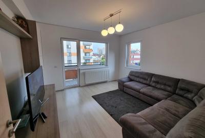 Apartament cu 3 camere decomandat în Exterior Vest - 2