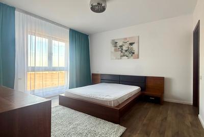 Apartament cu 3 camere semidecomandat în Pipera