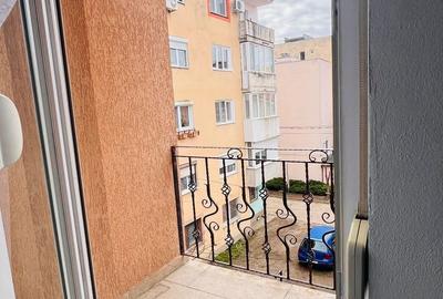 Apartament cu 2 camere decomandat în Podgoria