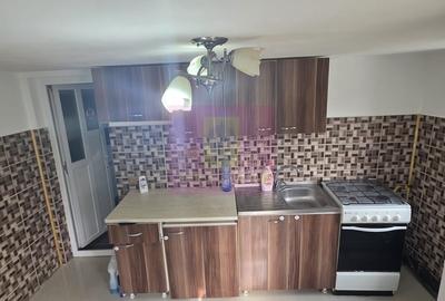 Casă cu 3 camere în Central