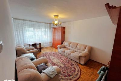 Apartament cu 2 camere decomandat în Rovine