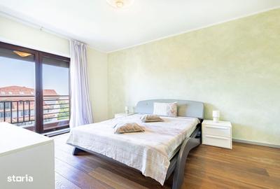 Apartament cu 3 camere decomandat în Băneasa