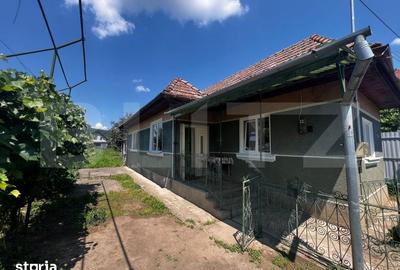 Casă cu 3 camere cu Teren 910 Mp în Sâncraiu de Mureș