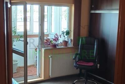 Apartament cu 3 camere decomandat, mobilat în Centrul Civic - 1