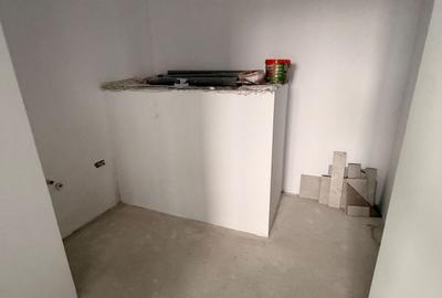 Apartament cu 4 camere decomandat în Drumul Taberei - 15