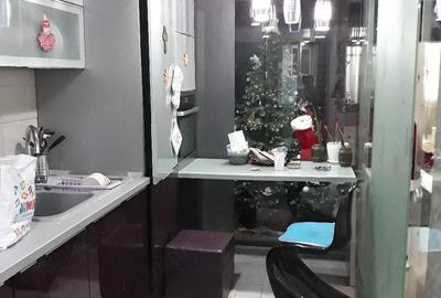Apartament cu 3 camere decomandat în Central - 2