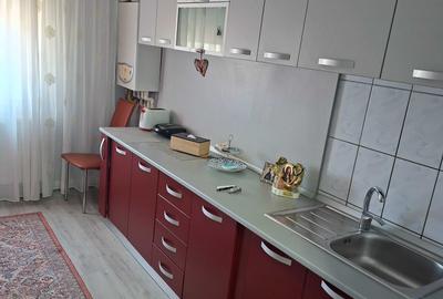 Apartament cu 3 camere decomandat în Central - 2
