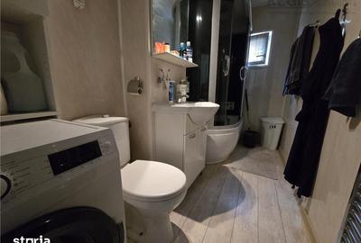Apartament cu 3 camere decomandat în Griviței