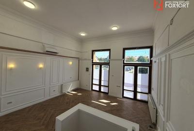 Spațiu comercial, de 42.700000762939 mp, în Sinaia