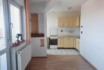 Apartament cu 2 camere decomandat în Central - 6