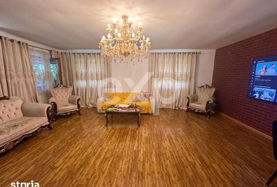 Casă cu 5 camere cu Teren 1200 Mp în Snagov