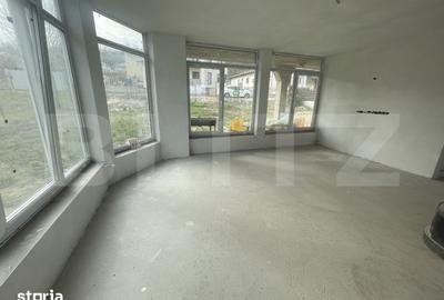 Casă cu 5 camere cu Teren 1000 Mp în Central - 2