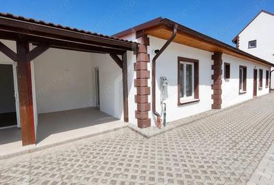 Casă cu Teren 30 Mp în Turnișor