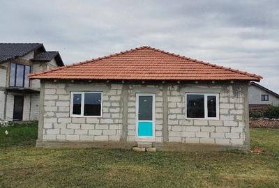 Casă cu Teren 500 Mp în Aluniș