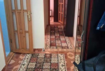 Apartament cu 3 camere decomandat în Central - 4