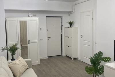 Apartament cu 2 camere semidecomandat în Central
