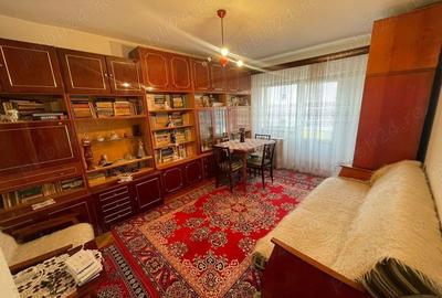 Apartament cu 2 camere decomandat în Cavnic