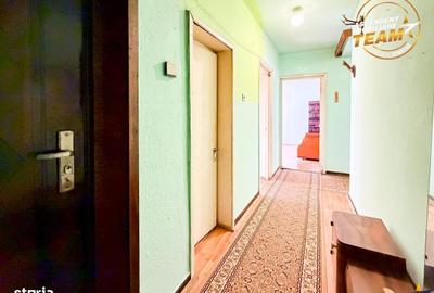 Apartament cu 3 camere decomandat în Central