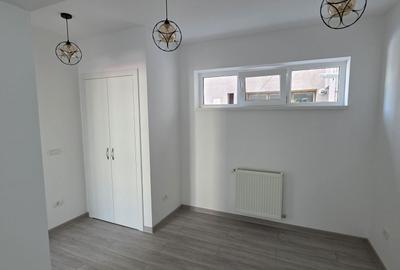 Apartament cu 3 camere decomandat în Central - 2
