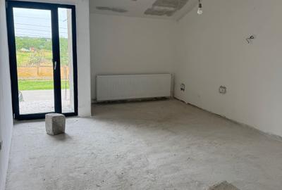 Casă cu 3 camere în Central - 1