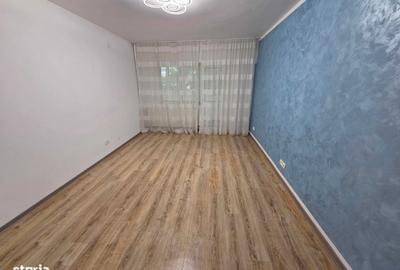 Apartament cu 4 camere decomandat în Doamna Ghica