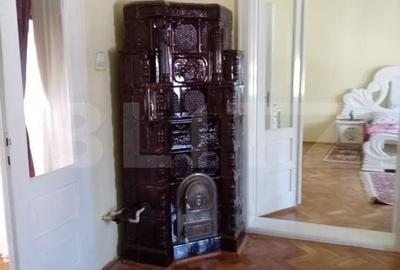 Casă cu 2 camere în Central