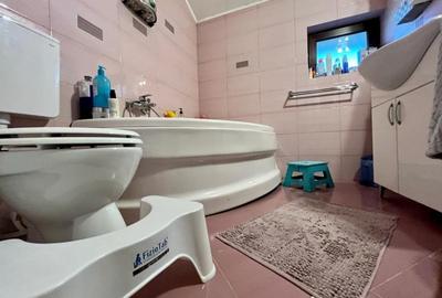 Casă cu 6 camere cu Canalizare în Moșnița Veche - 13
