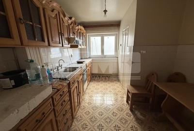 Apartament cu 4 camere în Central - 1