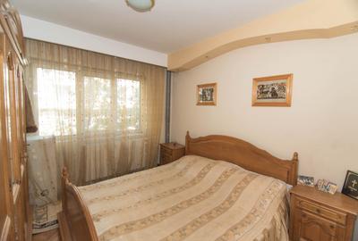 Apartament cu 3 camere decomandat, mobilat în Popa Șapcă