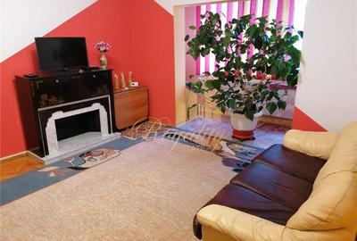 Apartament cu 2 camere semidecomandat, mobilat în Lipovei