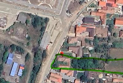 Casă cu 3 camere cu Teren 2000 Mp în Central